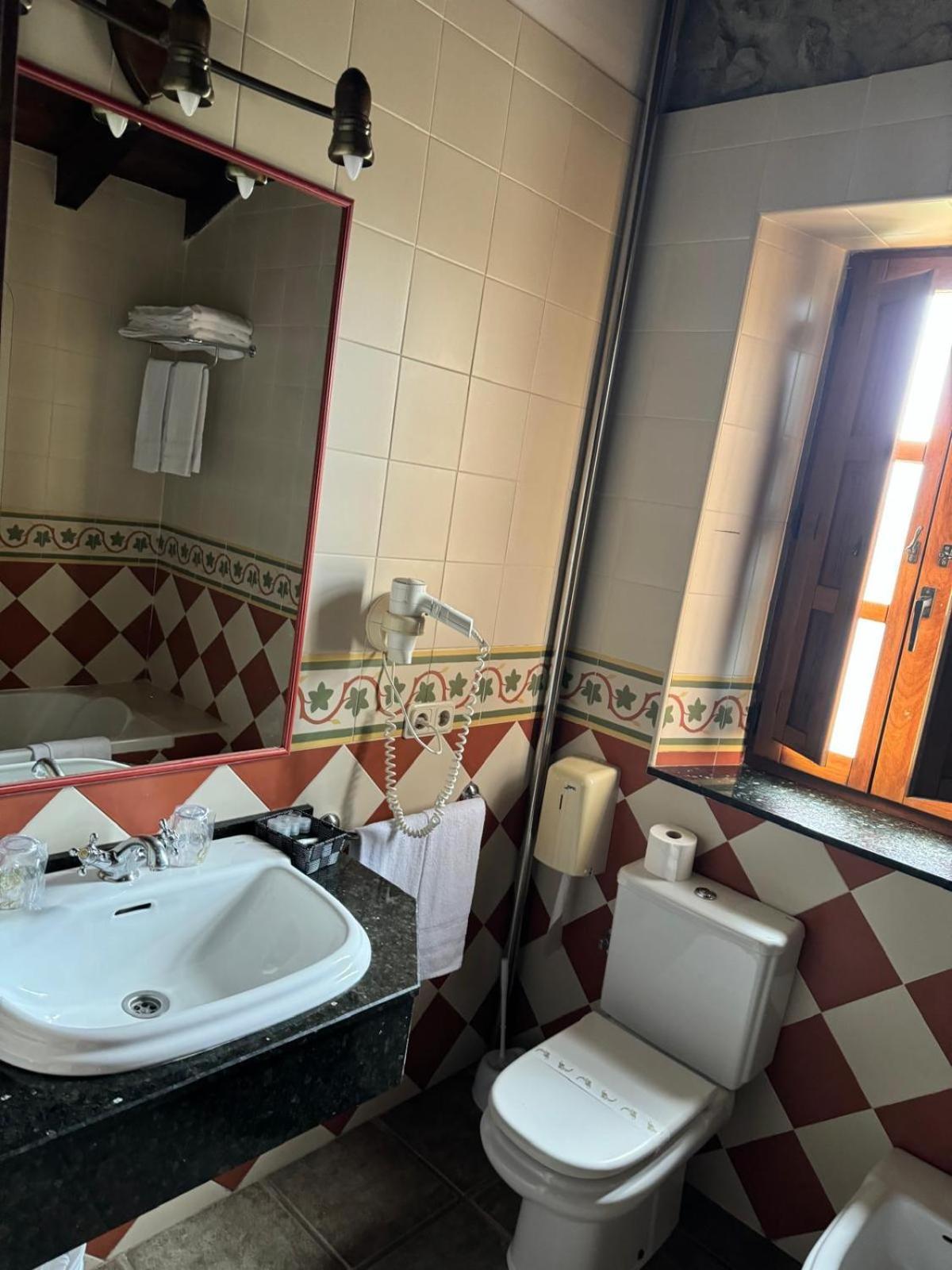 مبيت وإفطار La Venta De Quijas المظهر الخارجي الصورة
